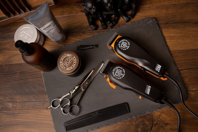 Precision Men Fade & Beard